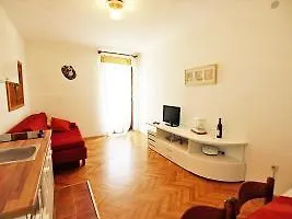 Apartment Daria 2 By Interhome Anic